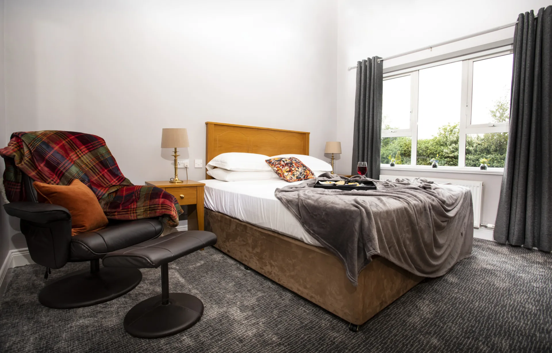 The Residence Suite private kitchen at Donegal Manor